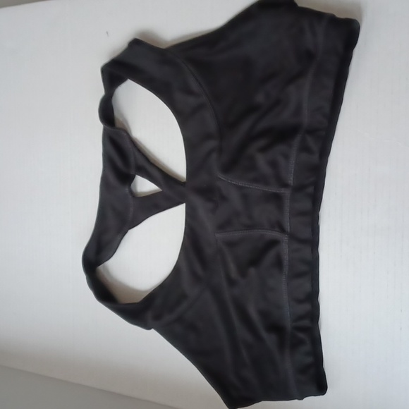$4 Add-on Black Sports Bra - Size XL - Picture 6 of 9